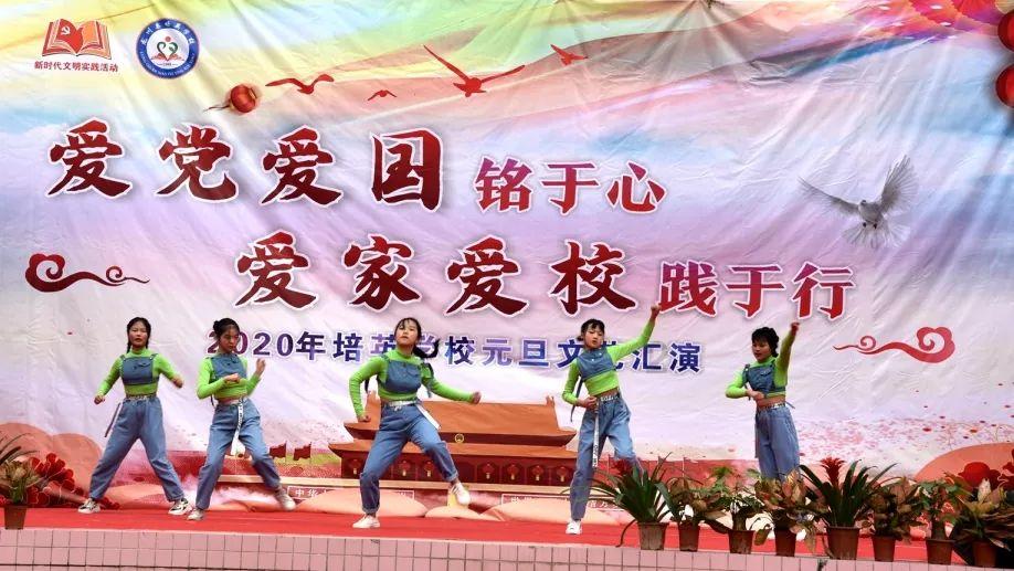 钢制光排管散热器性能